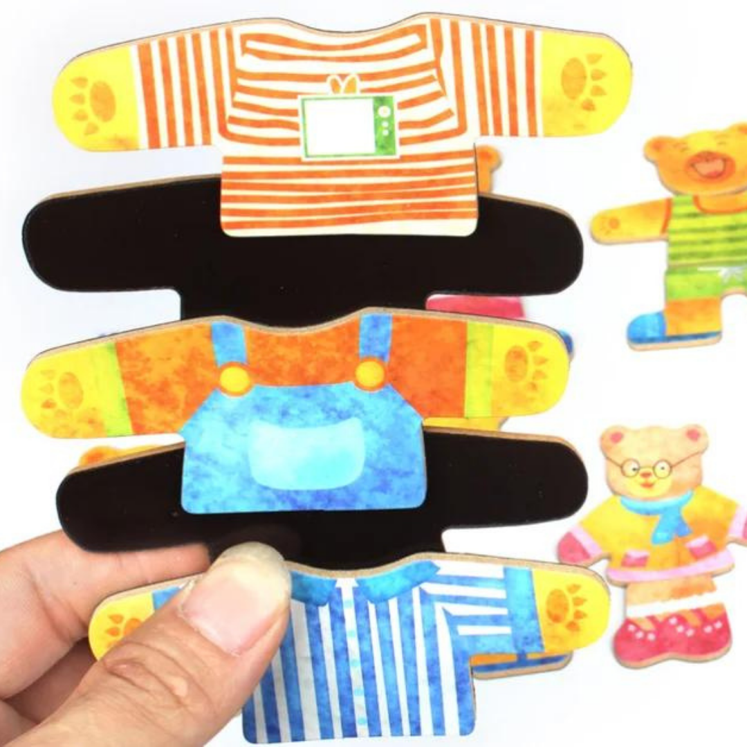 Magnetic dress up tin puzzle