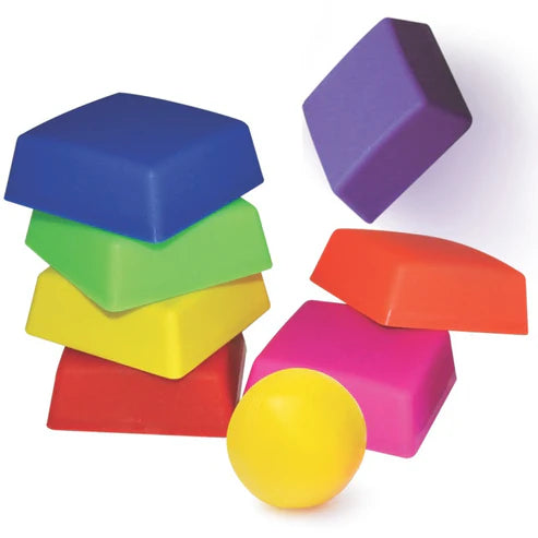 Lagori Pile the 7 tiles without ball