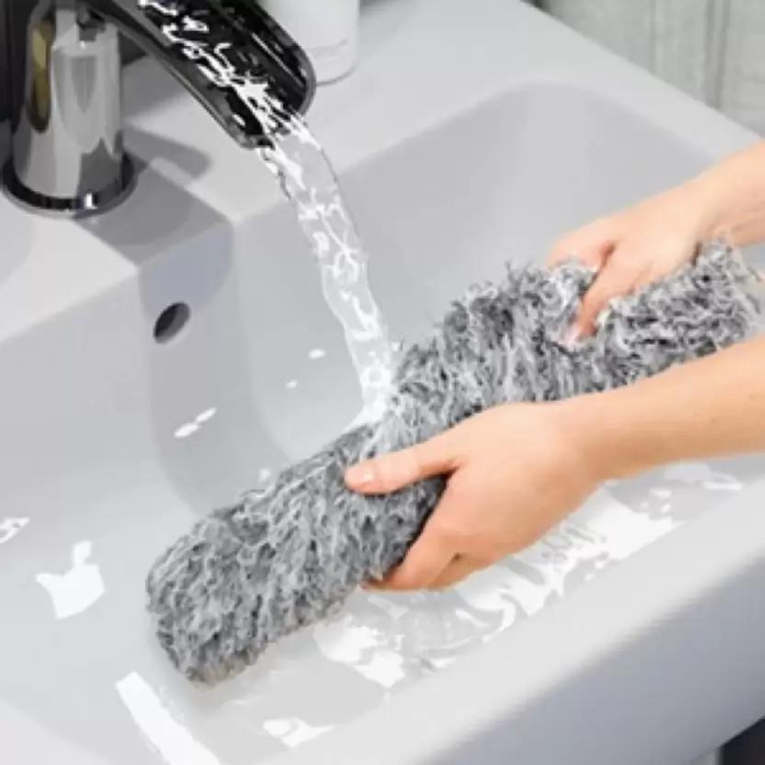 Microfibre cleaning duster