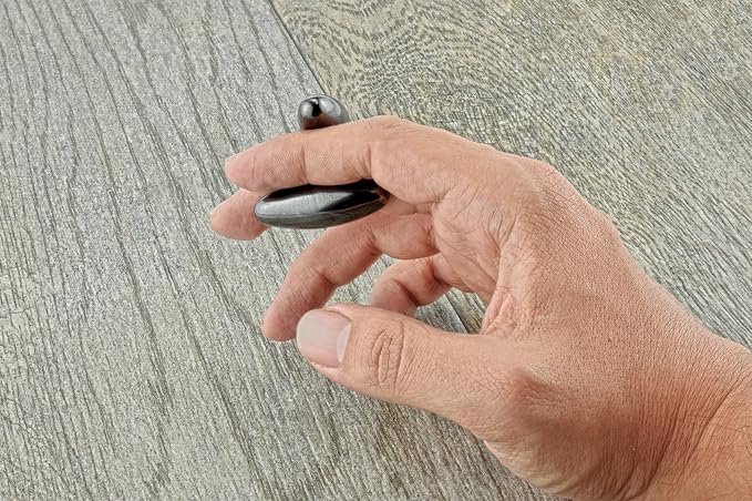 Magnetic fidget