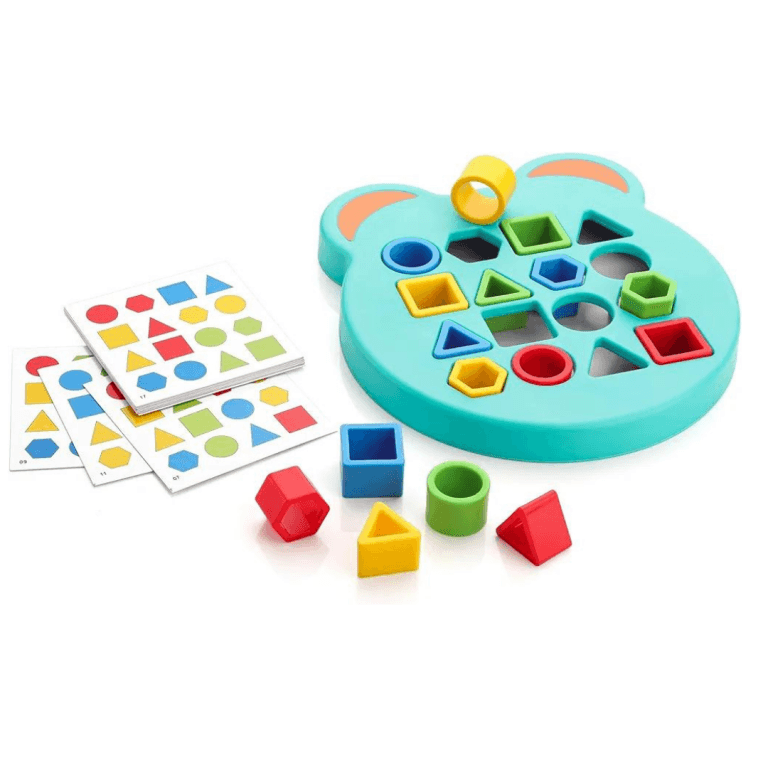 Geometric shape matching with pattern cards
