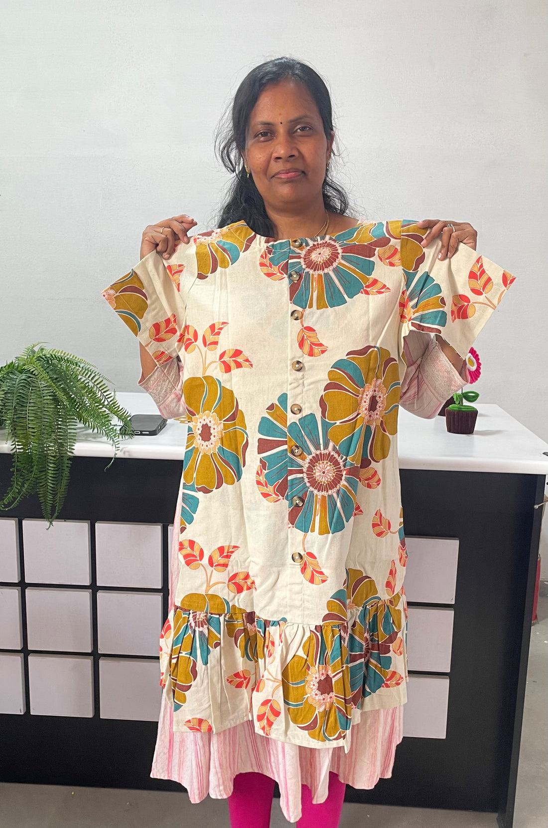 Floral Print Cotton top with backside button