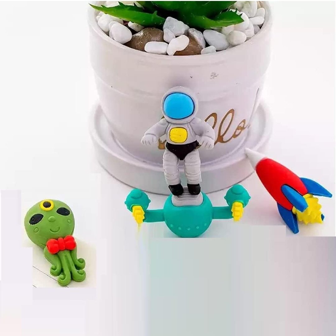 Space erasers - Random themes