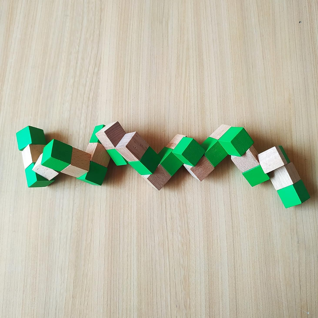 Snake Cube