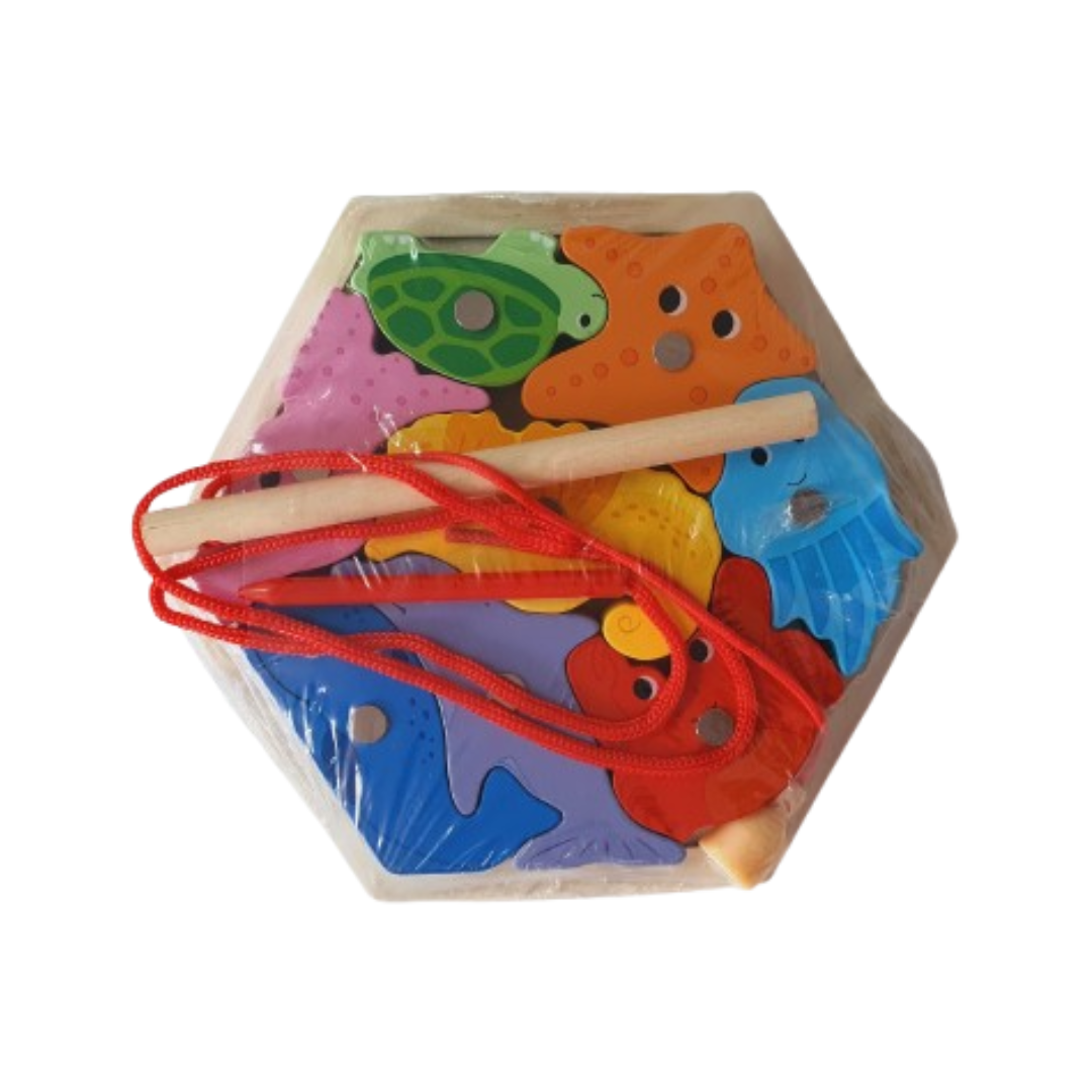 Wooden Hexagonal Fishing Game with Rope (1pc)