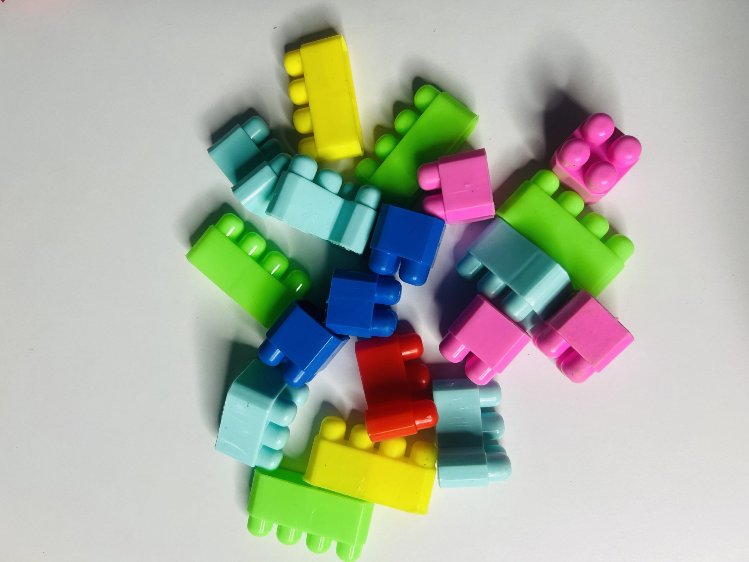Construction building blocks (plastic)