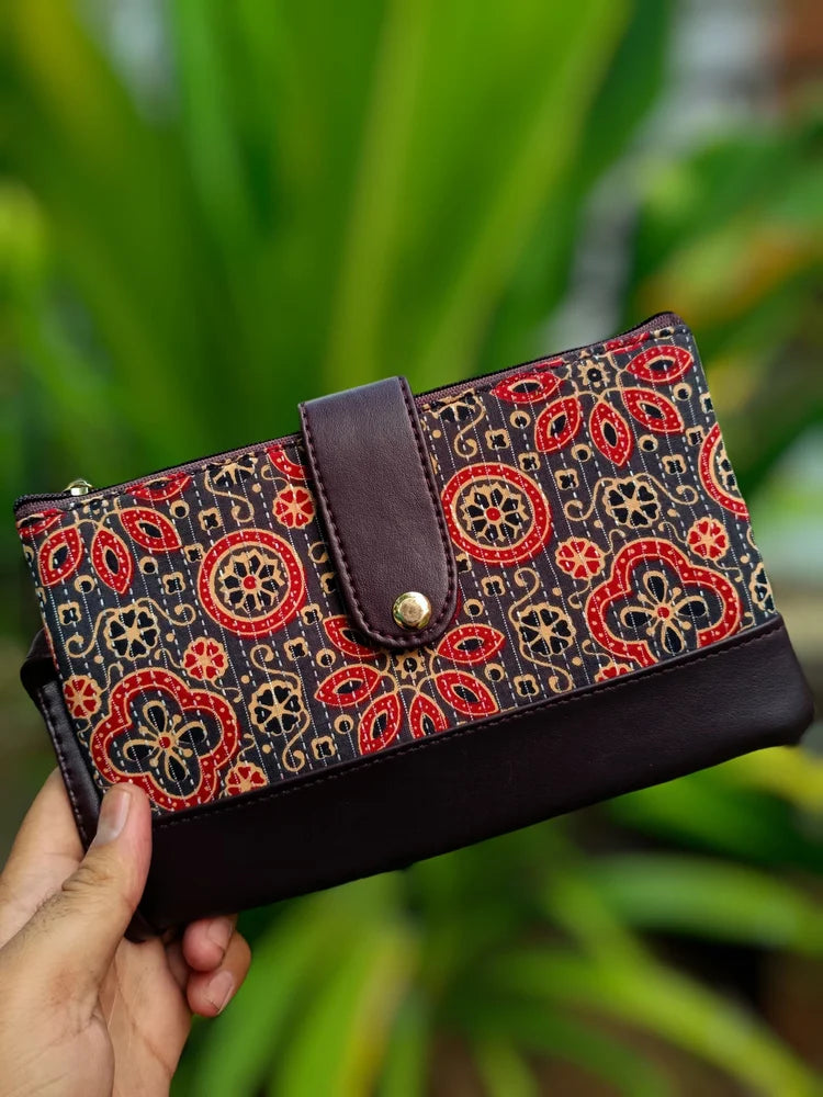 handcrafted wallet and eyeglass case set