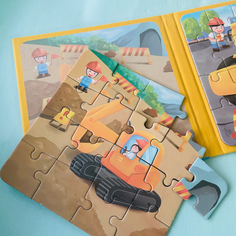 Magnetic puzzle book